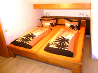 Sleeping room 1